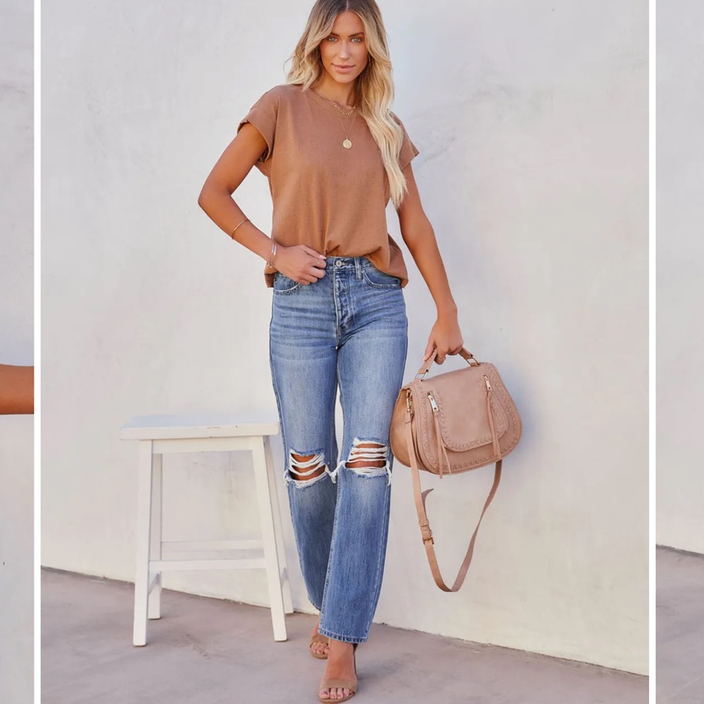 Vici High Rise 90’s Distressed Denim